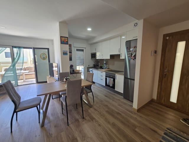 2 makuuhuone Huoneisto myytävänä paikassa Las Rosas (Las Galletas), Arona mukana uima-altaan 
autotalli - 350 000 € (Ref: 9912491)