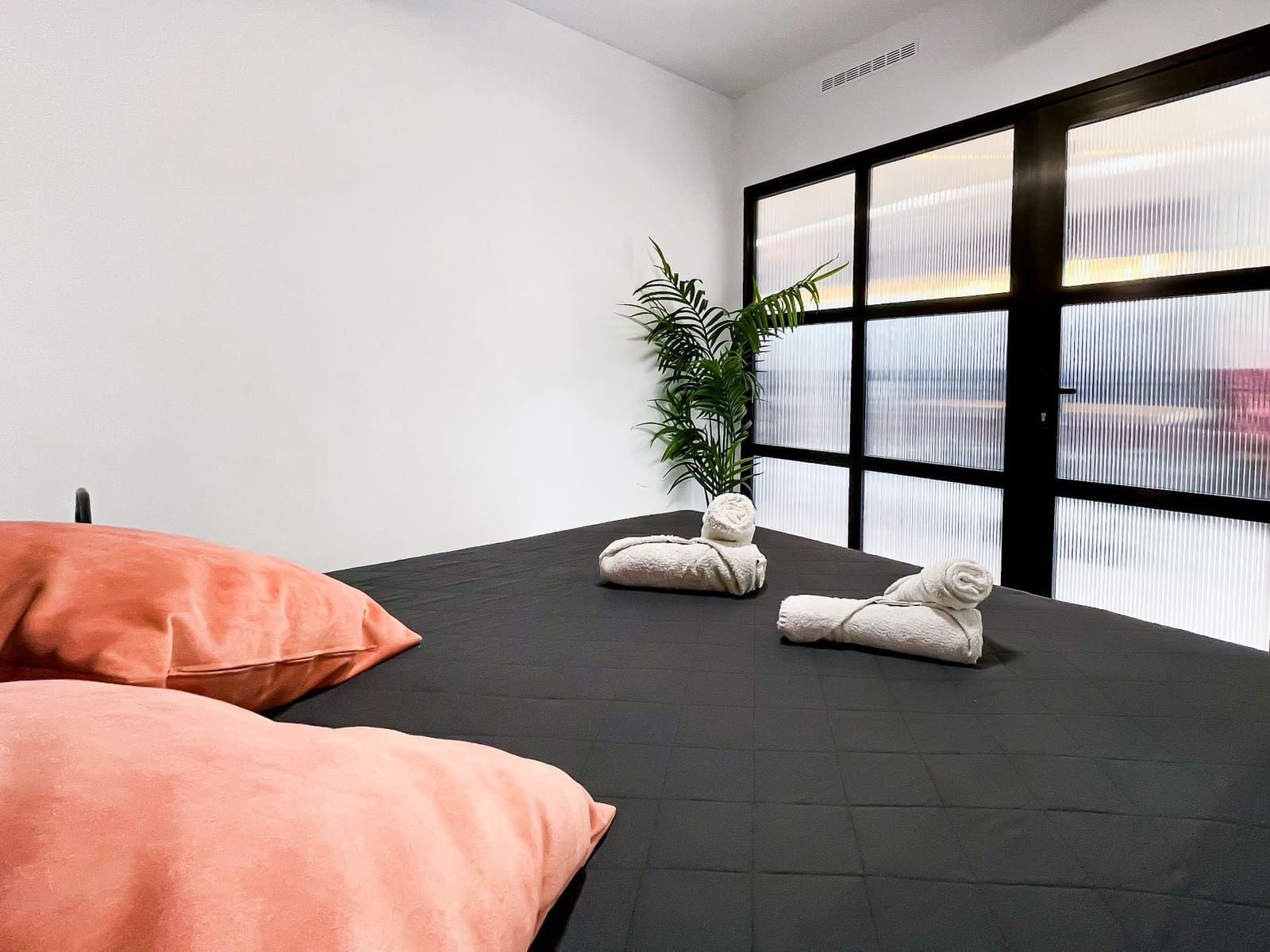 2 makuuhuone Huoneisto myytävänä paikassa Costa Adeje mukana uima-altaan - 299 000 € (Ref: 9949124)