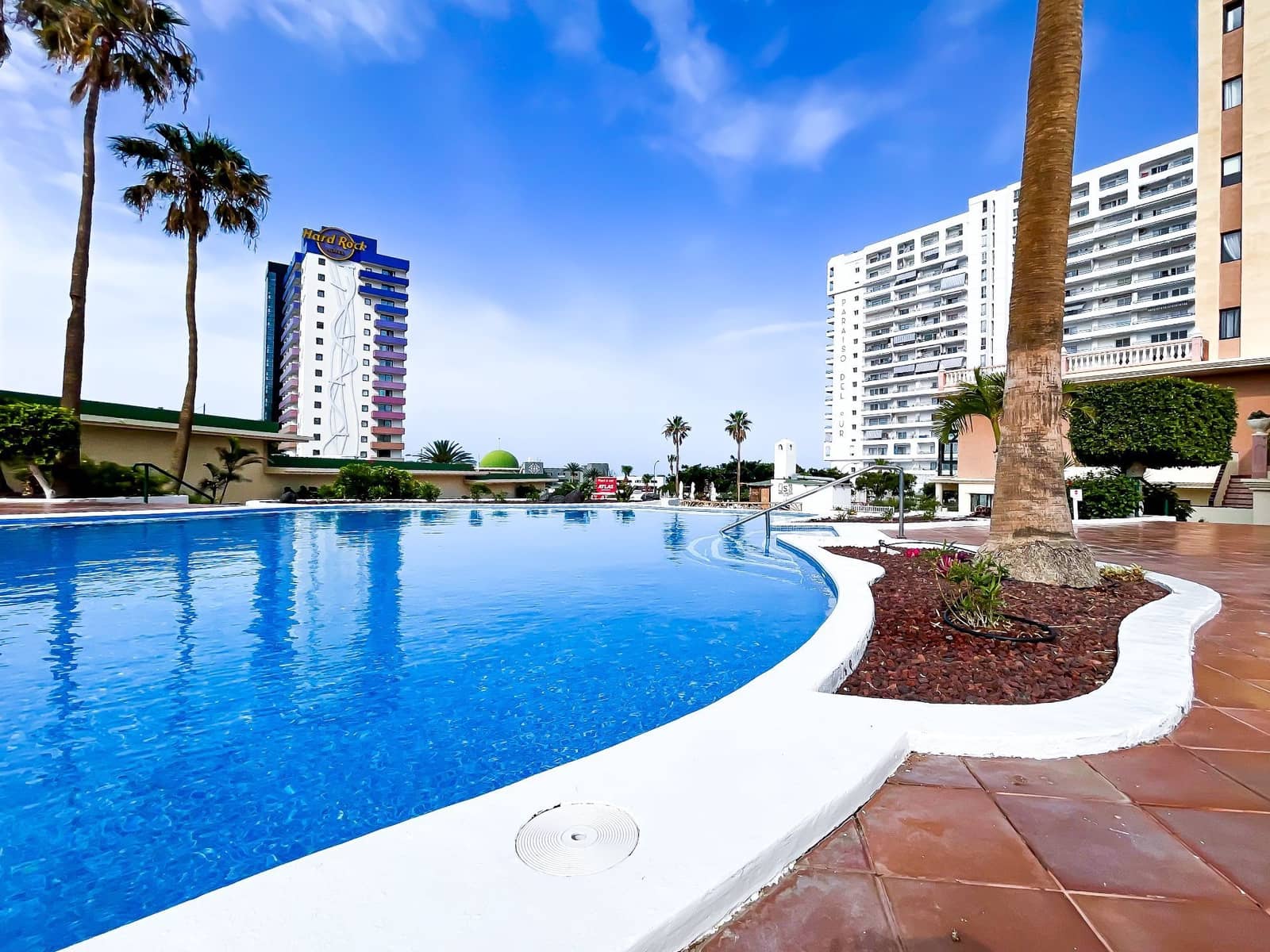 2 makuuhuone Huoneisto myytävänä paikassa Costa Adeje mukana uima-altaan - 299 000 € (Ref: 9949124)