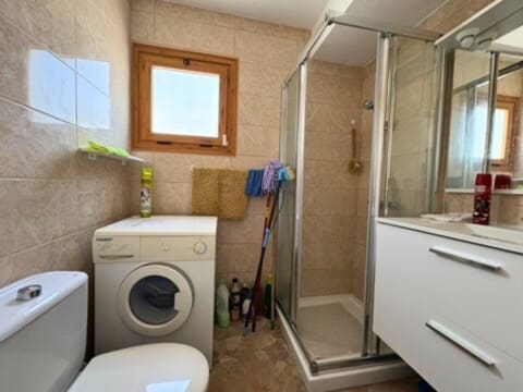 2 soverom Leilighet til salgs i Los Cristianos, Arona med svømmebasseng - € 265 000 (Ref: 9961963)