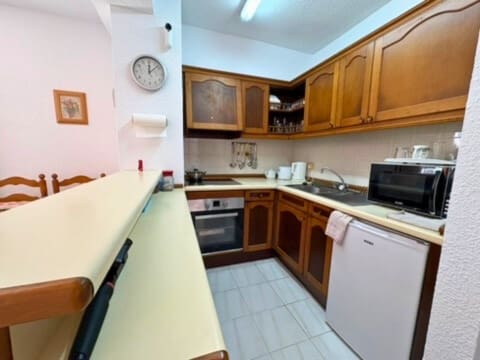 2 soverom Leilighet til salgs i Los Cristianos, Arona med svømmebasseng - € 265 000 (Ref: 9961963)