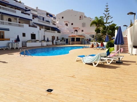 2 soverom Leilighet til salgs i Los Cristianos, Arona med svømmebasseng - € 265 000 (Ref: 9961963)