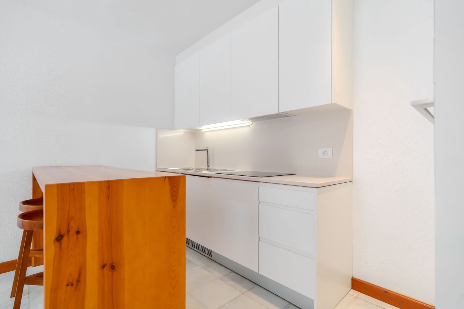 1 sypialnia Apartament na sprzedaż w Playa de las Americas z basenem - 520 000 € (Ref: 9961964)