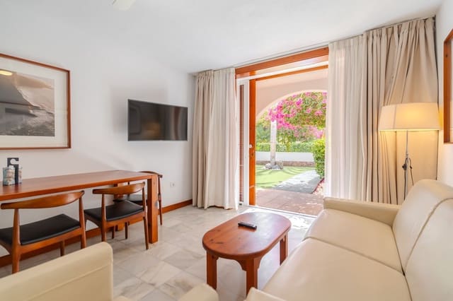 1 sypialnia Apartament na sprzedaż w Playa de las Americas, Arona z basenem - 520 000 € (Ref: 9961964)