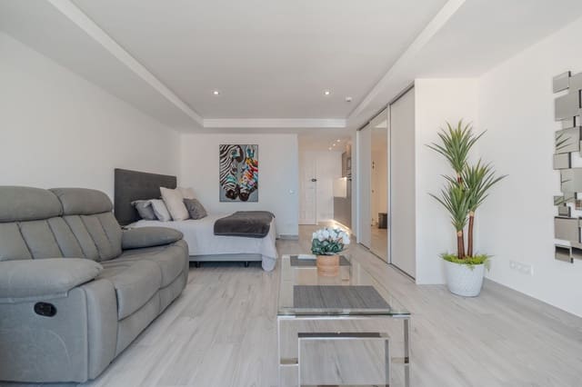 Lejlighed til salg i Los Cristianos, Arona med swimmingpool - € 199.000 (Ref: 9961965)