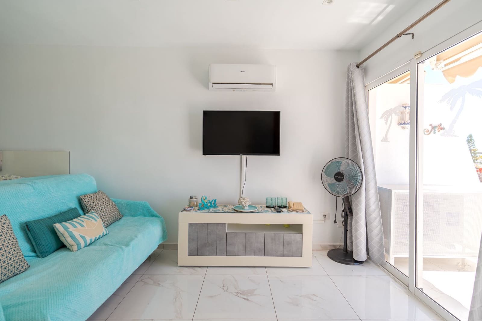 Apartment for sale in Costa Adeje with pool - € 265,000 (Ref: 9961967)