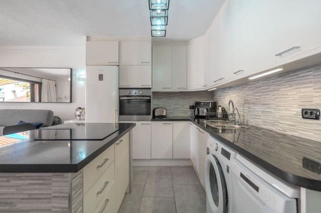 1 soveværelse Lejlighed til salg i Los Cristianos, Arona med swimmingpool - € 315.000 (Ref: 9961968)