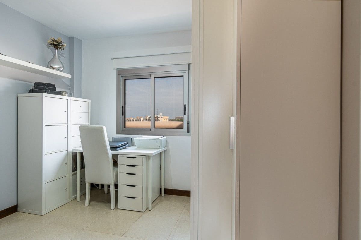 2 sypialnia Penthouse na sprzedaż w Costa Adeje z basenem - 550 000 € (Ref: 9964682)