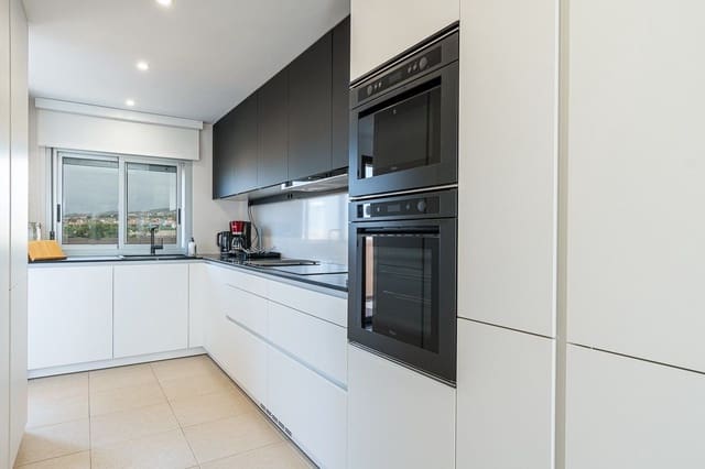 2 sypialnia Penthouse na sprzedaż w Costa Adeje, Adeje z basenem - 550 000 € (Ref: 9964682)