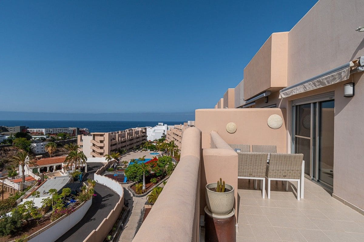 2 sypialnia Penthouse na sprzedaż w Costa Adeje z basenem - 550 000 € (Ref: 9964682)