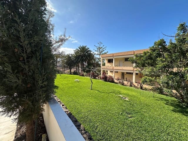 3 sypialnia Bungalow na sprzedaż w Costa Adeje, Adeje z basenem garażem - 580 000 € (Ref: 9964683)