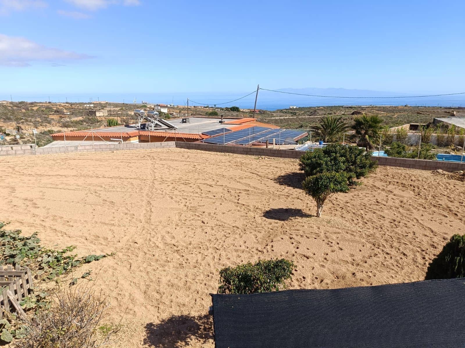 4 soveværelse Finca/Landehus til salg i Arico med swimmingpool garage - € 342.000 (Ref: 9966106)