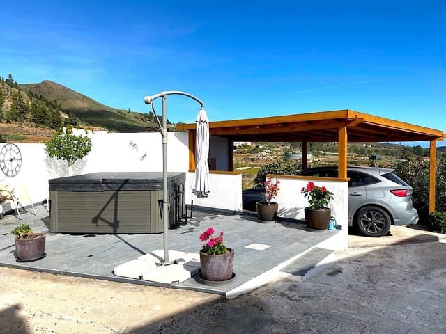 3 soveværelse Finca/Landehus til salg i Charco del Pino, Granadilla de Abona med swimmingpool garage - € 750.000 (Ref: 9966107)