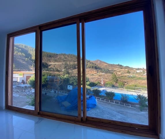 3 soveværelse Finca/Landehus til salg i Charco del Pino, Granadilla de Abona med swimmingpool garage - € 750.000 (Ref: 9966107)