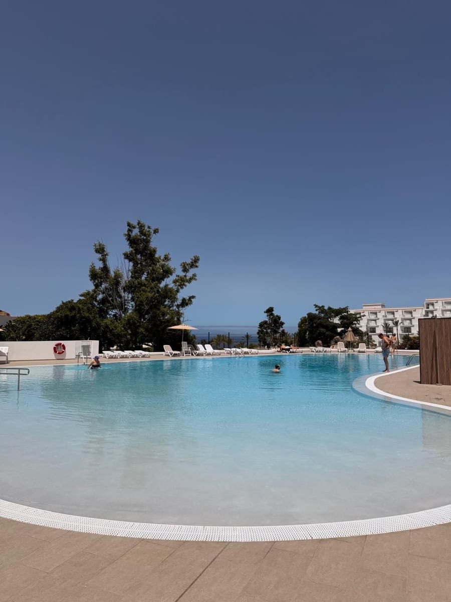 1 bedroom Apartment for sale in Costa Adeje with pool - € 249,000 (Ref: 9969181)