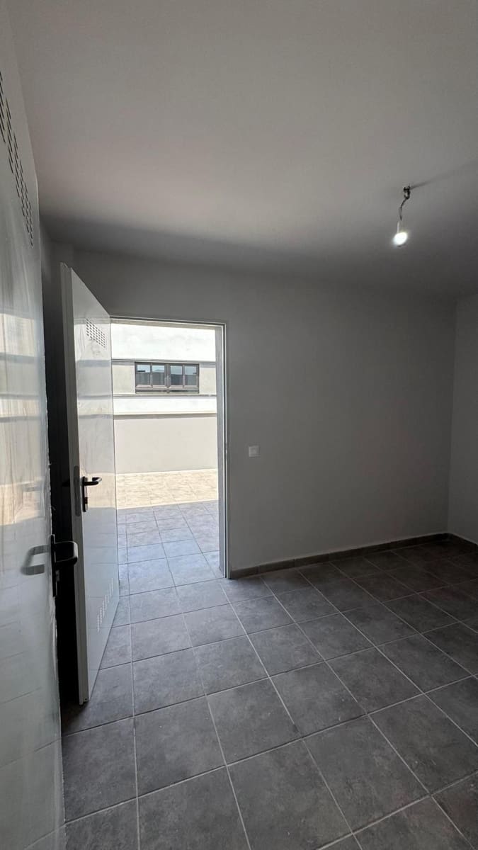 2 soverom Leilighet til salgs i Cabo Blanco med garasje - € 249 000 (Ref: 9969183)