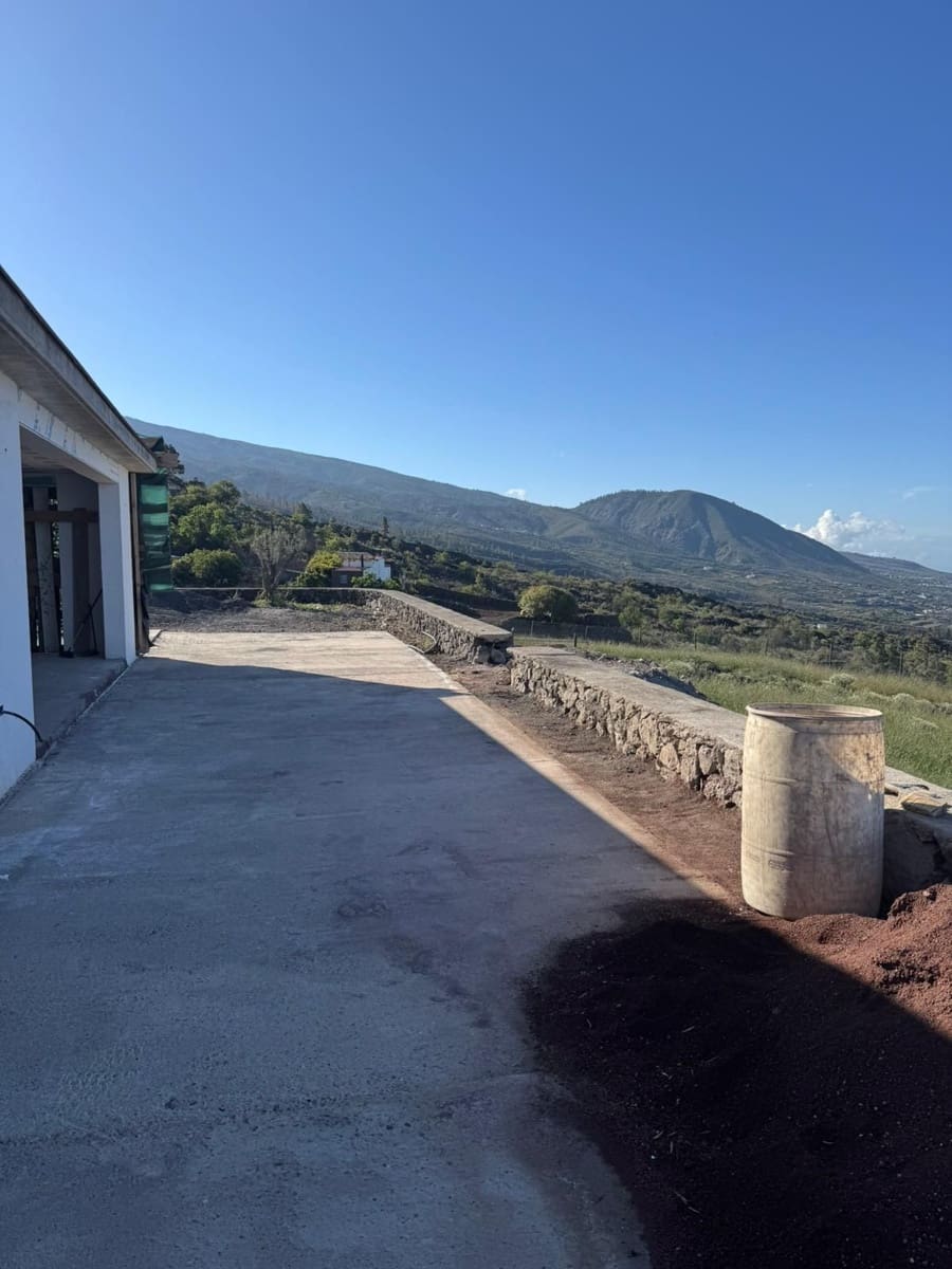 Chalet de 3 habitaciones en Chiguergue en venta - 649.000 € (Ref: 9969184)