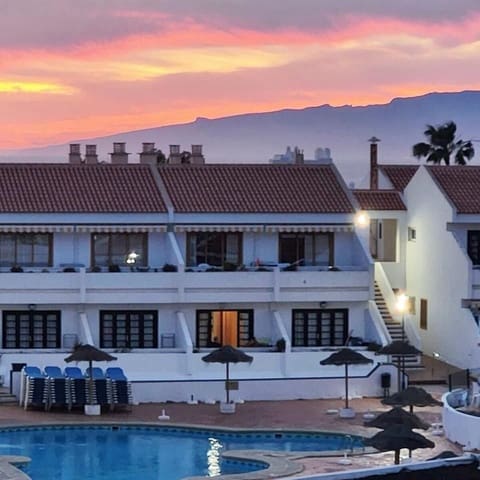 1 bedroom Apartment for sale in San Eugenio Bajo, Adeje with pool - € 255,000 (Ref: 9974648)