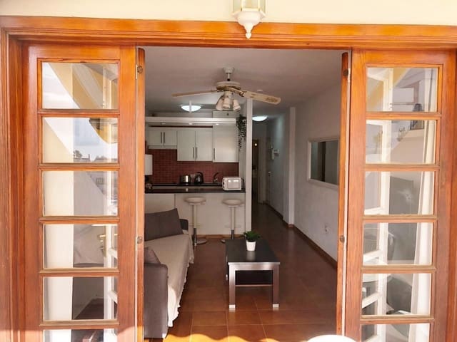 1 bedroom Apartment for sale in San Eugenio Bajo, Adeje with pool - € 255,000 (Ref: 9974648)