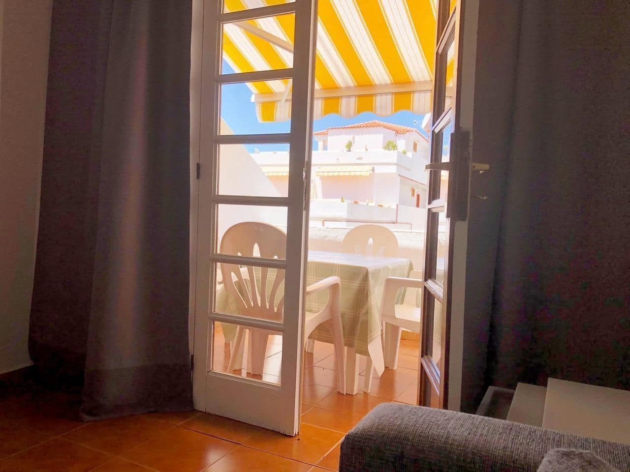 1 sovrum Lägenhet till salu i Costa Adeje med pool - 285 000 € (Ref: 9974649)