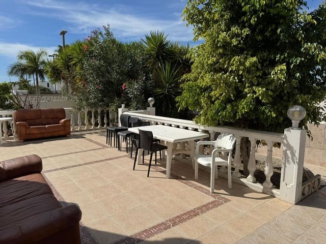 4 soverom Villa til salgs i Playa de las Américas, Adeje med garasje - € 1 312 500 (Ref: 9981795)