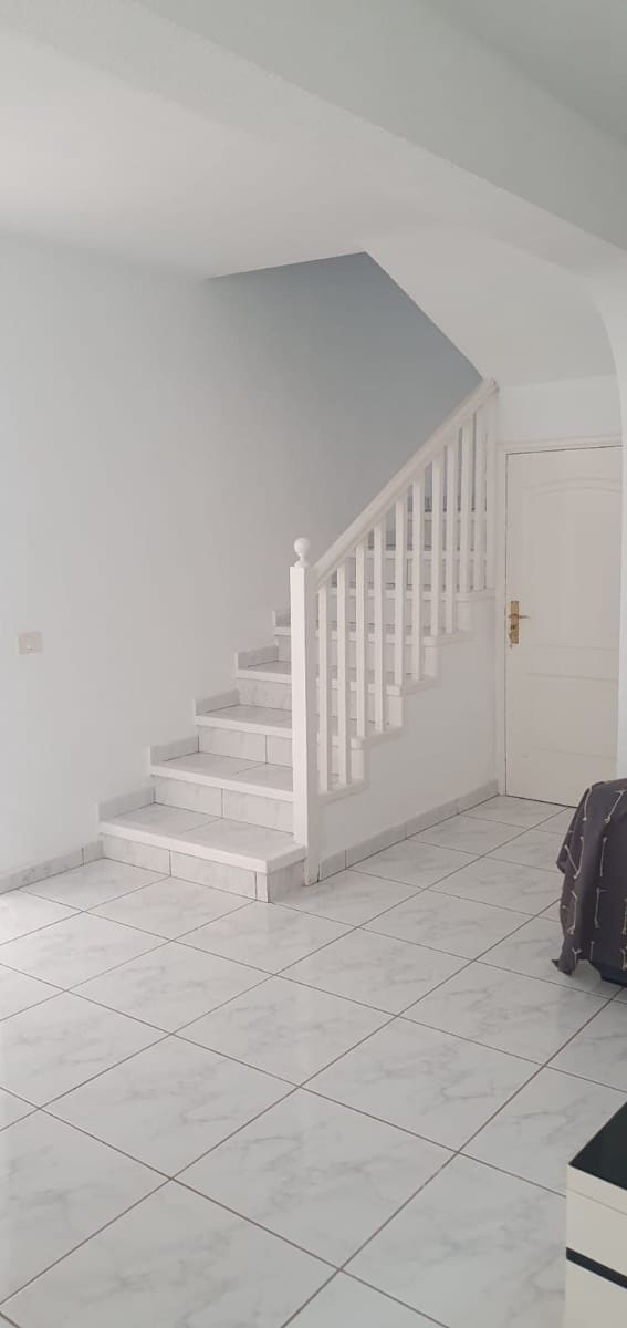 2 soverom Villa til salgs i Costa Adeje med svømmebasseng garasje - € 550 000 (Ref: 9981796)