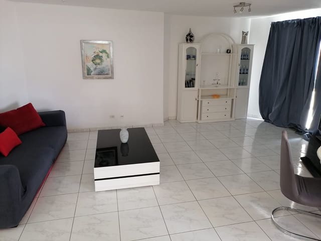 2 soveværelse Villa til salg i Torviscas Centro y Alto, Adeje med swimmingpool garage - € 550.000 (Ref: 9981796)