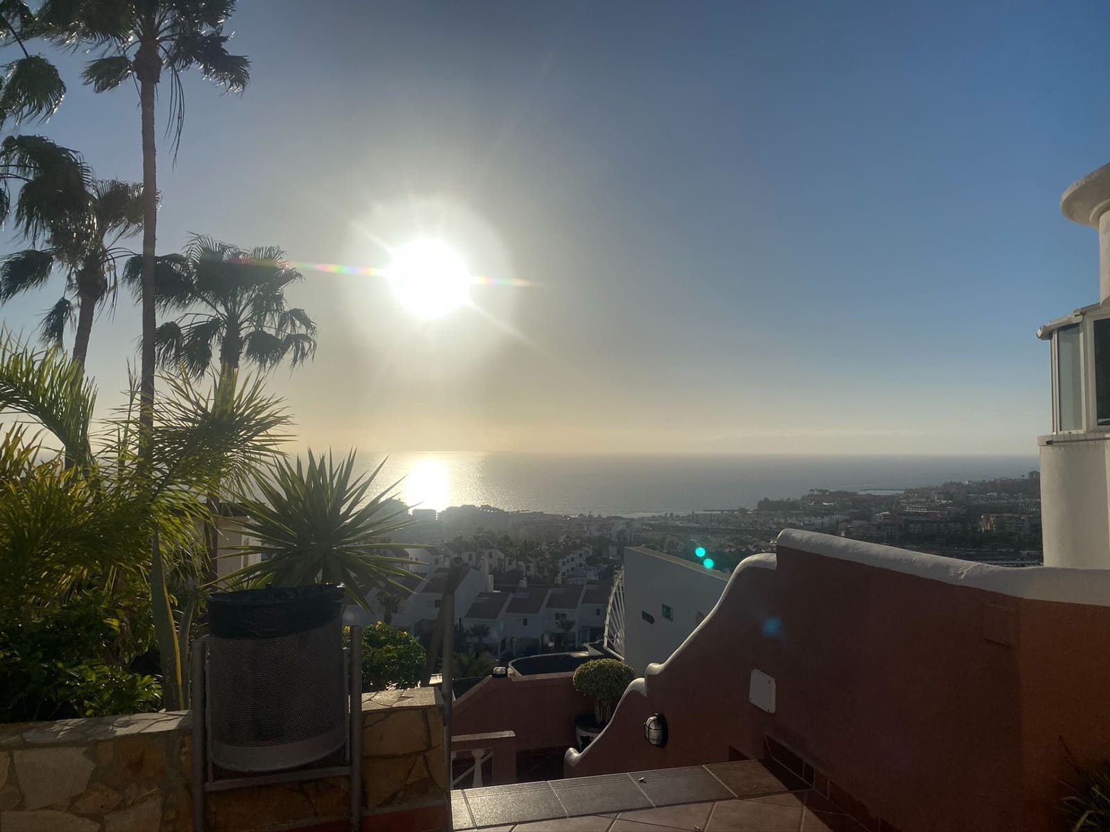 2 soverom Villa til salgs i Costa Adeje med svømmebasseng garasje - € 550 000 (Ref: 9981796)