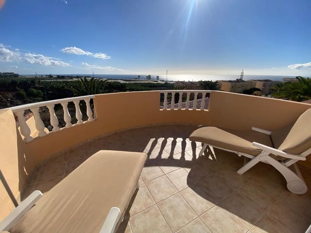 2 soveværelse Villa til salg i Costa Adeje, Adeje med swimmingpool garage - € 450.000 (Ref: 9998064)