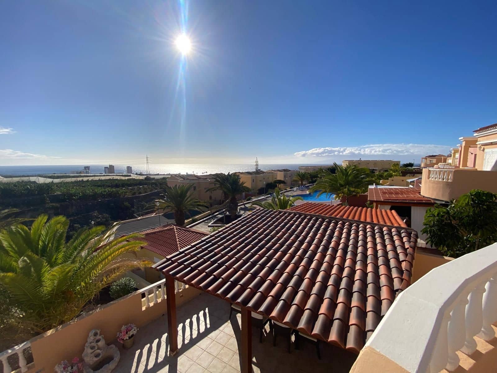 2 soveværelse Villa til salg i Costa Adeje med swimmingpool garage - € 450.000 (Ref: 9998064)
