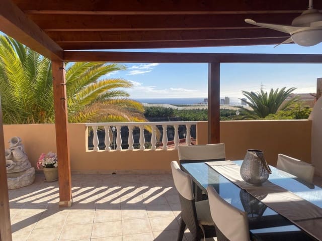 2 soveværelse Villa til salg i Costa Adeje, Adeje med swimmingpool garage - € 450.000 (Ref: 9998064)
