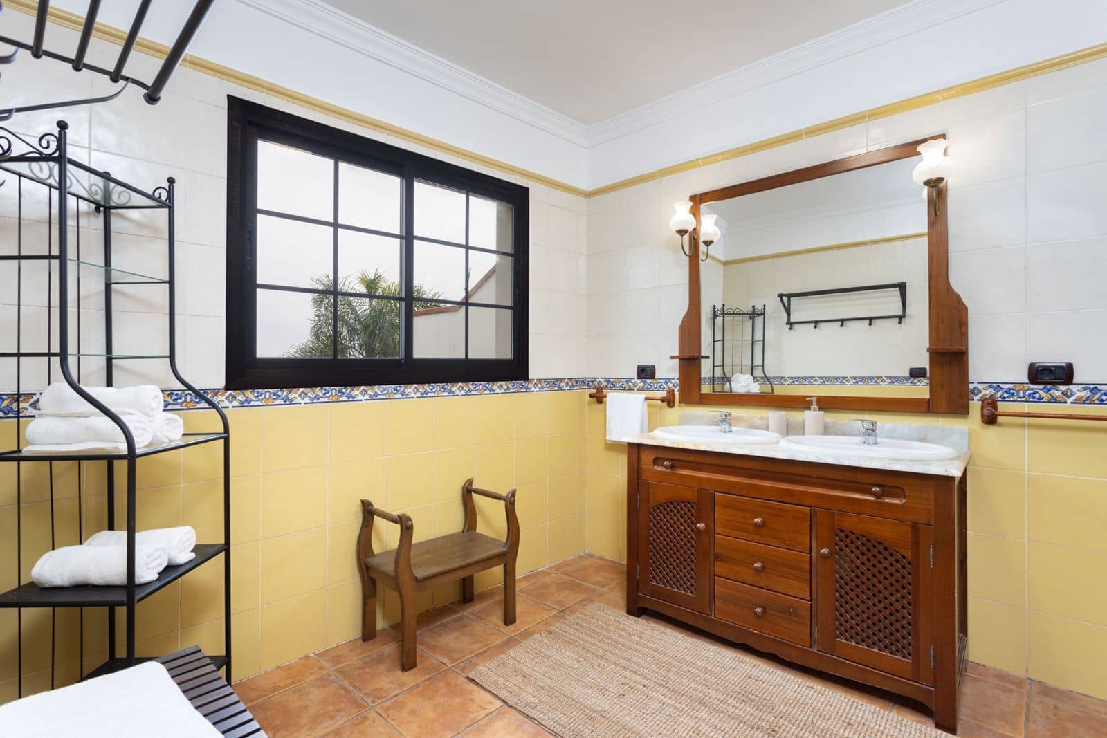 4 soverom Villa til salgs i Santa Cruz de Tenerife med garasje - € 590 000 (Ref: 9998065)