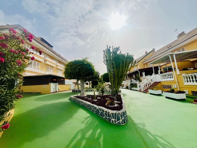 1 soverom Leilighet til salgs i Playa de las Americas, Arona med svømmebasseng garasje - € 265 000 (Ref: 9999520)