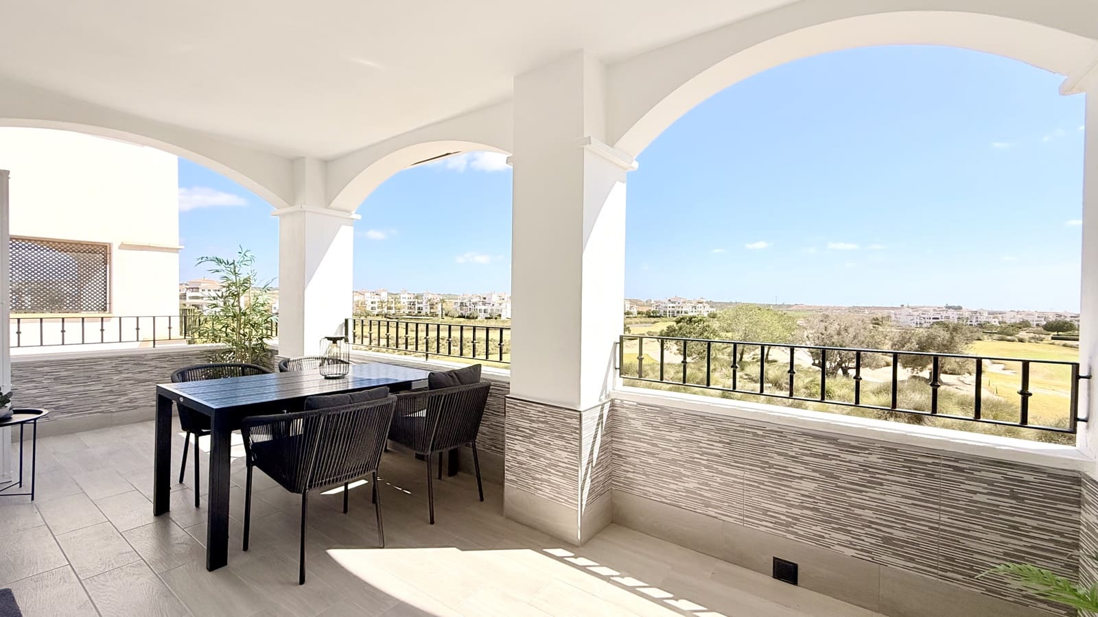 Apartamento de 2 habitaciones en Sucina en venta con piscina garaje - 159.950 € (Ref: 9983851)