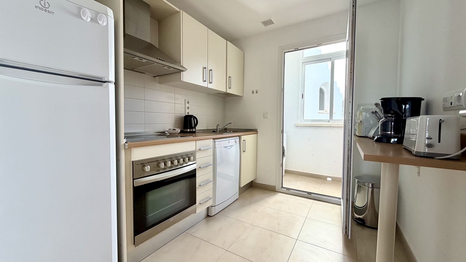 2 sypialnia Apartament na sprzedaż w Sucina z basenem garażem - 144 950 € (Ref: 9989420)
