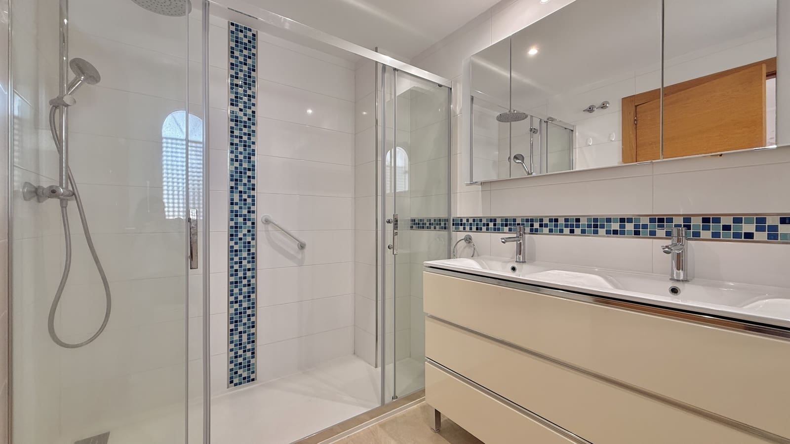2 Zimmer Apartment zu verkaufen in Sucina mit Pool Garage - 209.950 € (Ref: 9989427)
