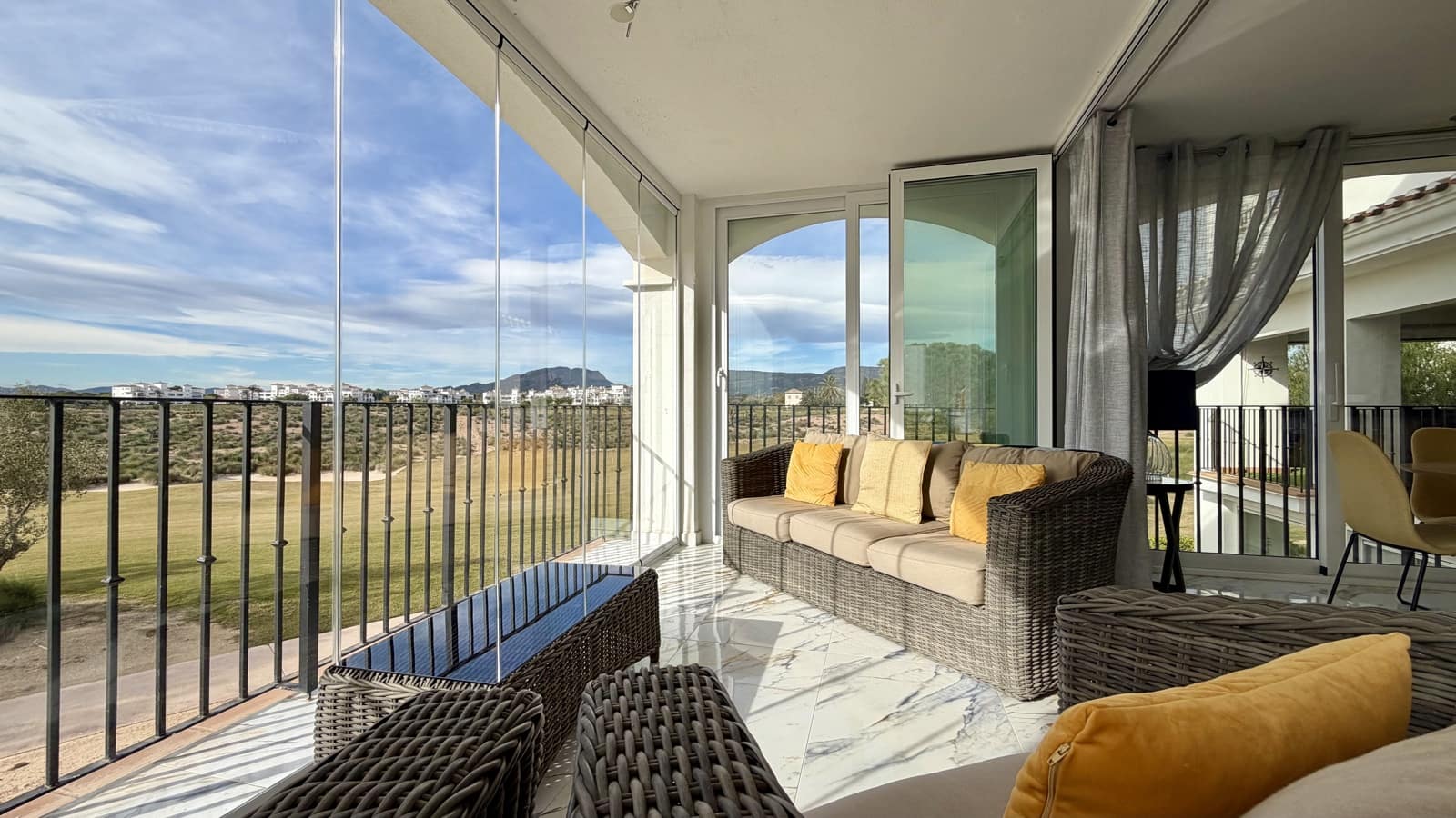 Apartamento de 2 habitaciones en Sucina en venta con piscina garaje - 229.950 € (Ref: 9989434)