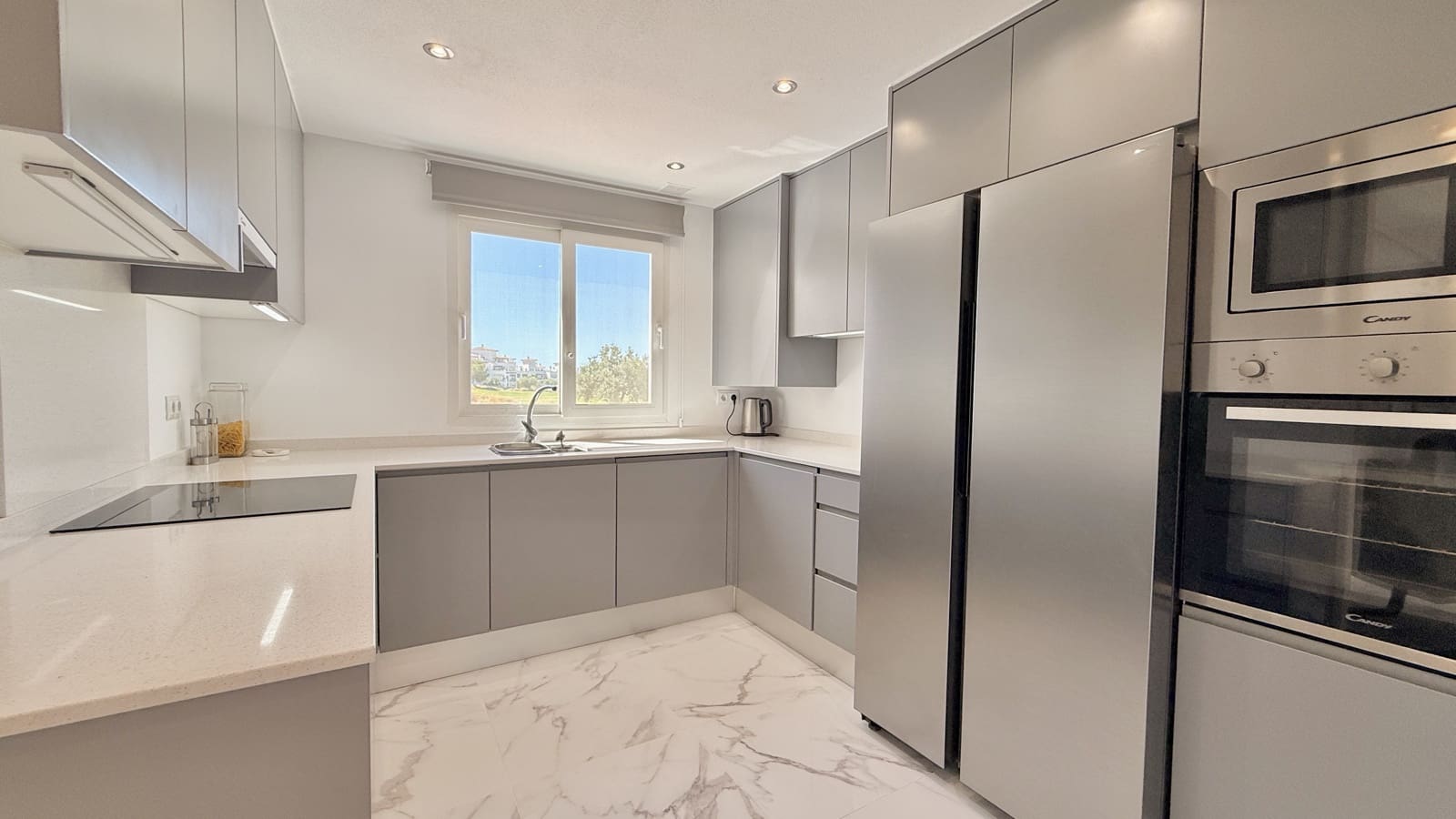 Apartamento de 2 habitaciones en Sucina en venta con piscina garaje - 229.950 € (Ref: 9989497)