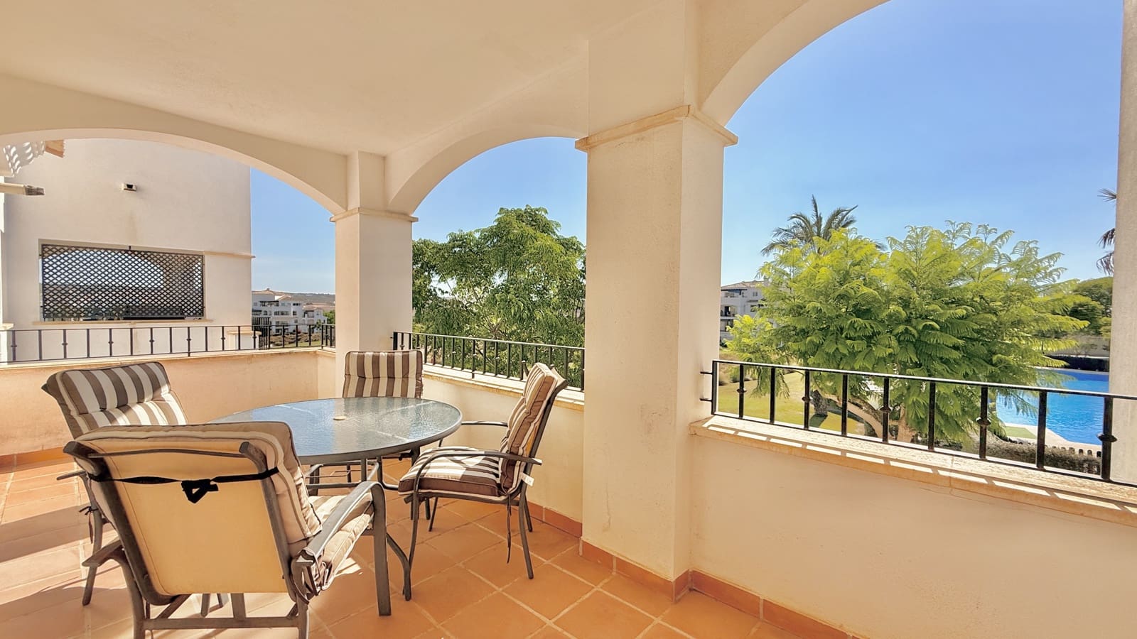 2 Zimmer Apartment zu verkaufen in Sucina mit Pool Garage - 139.950 € (Ref: 9989772)