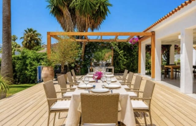 5 soveværelse Villa til leje i San Pedro de Alcantara, Marbella med swimmingpool garage - € 10.000 (Ref: 10005360)