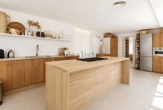 5 soveværelse Villa til leje i San Pedro de Alcantara, Marbella med swimmingpool garage - € 10.000 (Ref: 10005360)