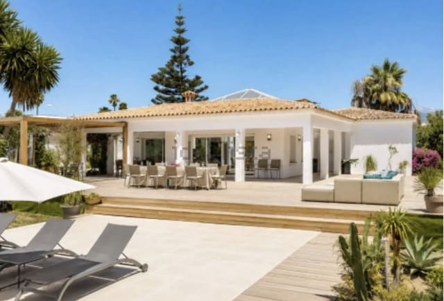 5 soveværelse Villa til leje i San Pedro de Alcantara, Marbella med swimmingpool garage - € 10.000 (Ref: 10005360)
