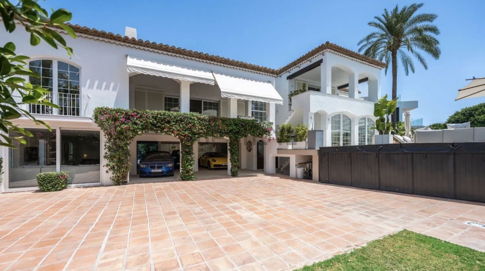4 Zimmer Villa zu vermieten in Marbella mit Pool Garage - 16.000 € (Ref: 10005361)