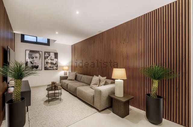 5 bedroom Villa for rent in Puerto Banus, Marbella with pool garage - € 13,000 (Ref: 10005362)