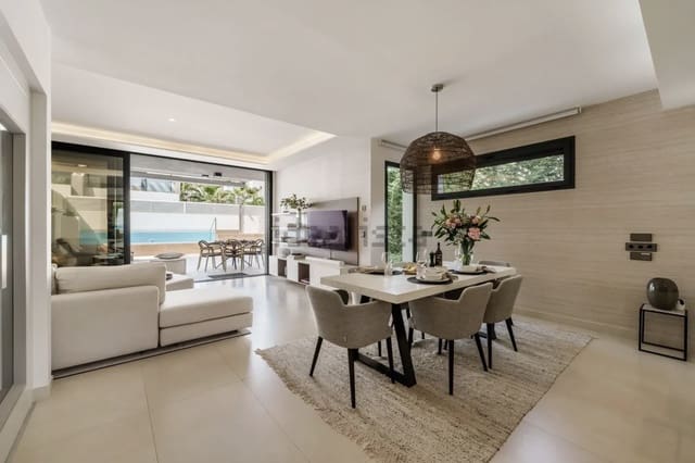 5 bedroom Villa for rent in Puerto Banus, Marbella with pool garage - € 13,000 (Ref: 10005362)