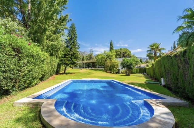 5 makuuhuone Huvila vuokrattavana paikassa Marbella mukana uima-altaan 
autotalli - 15 000 € (Ref: 10005363)
