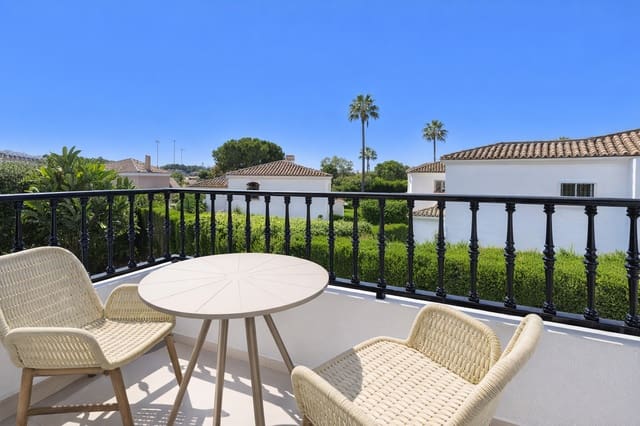 4 soveværelse Villa til leje i Marbella med swimmingpool garage - € 12.500 (Ref: 10006396)