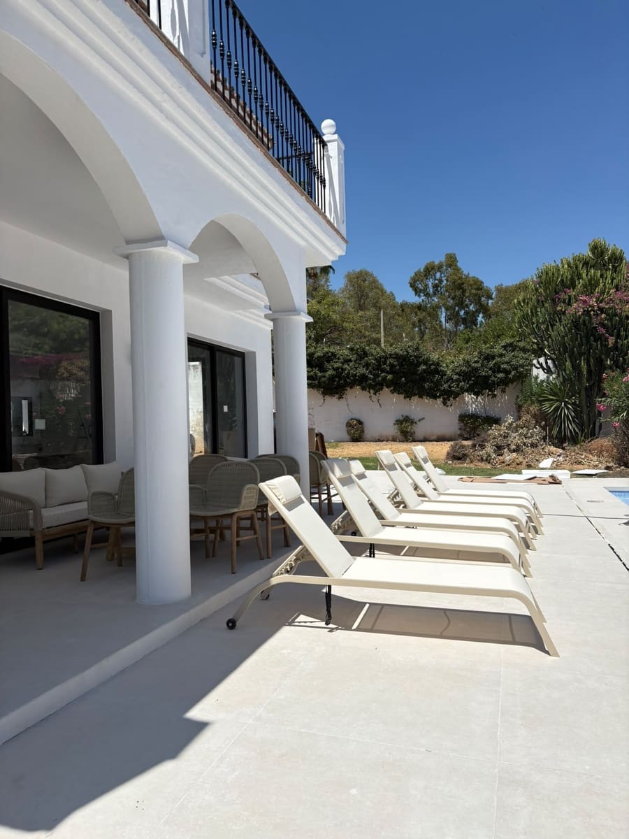 4 sypialnia Willa na kwatery wakacyjne w Marbella z basenem garażem - 10 000 € (Ref: 10006397)