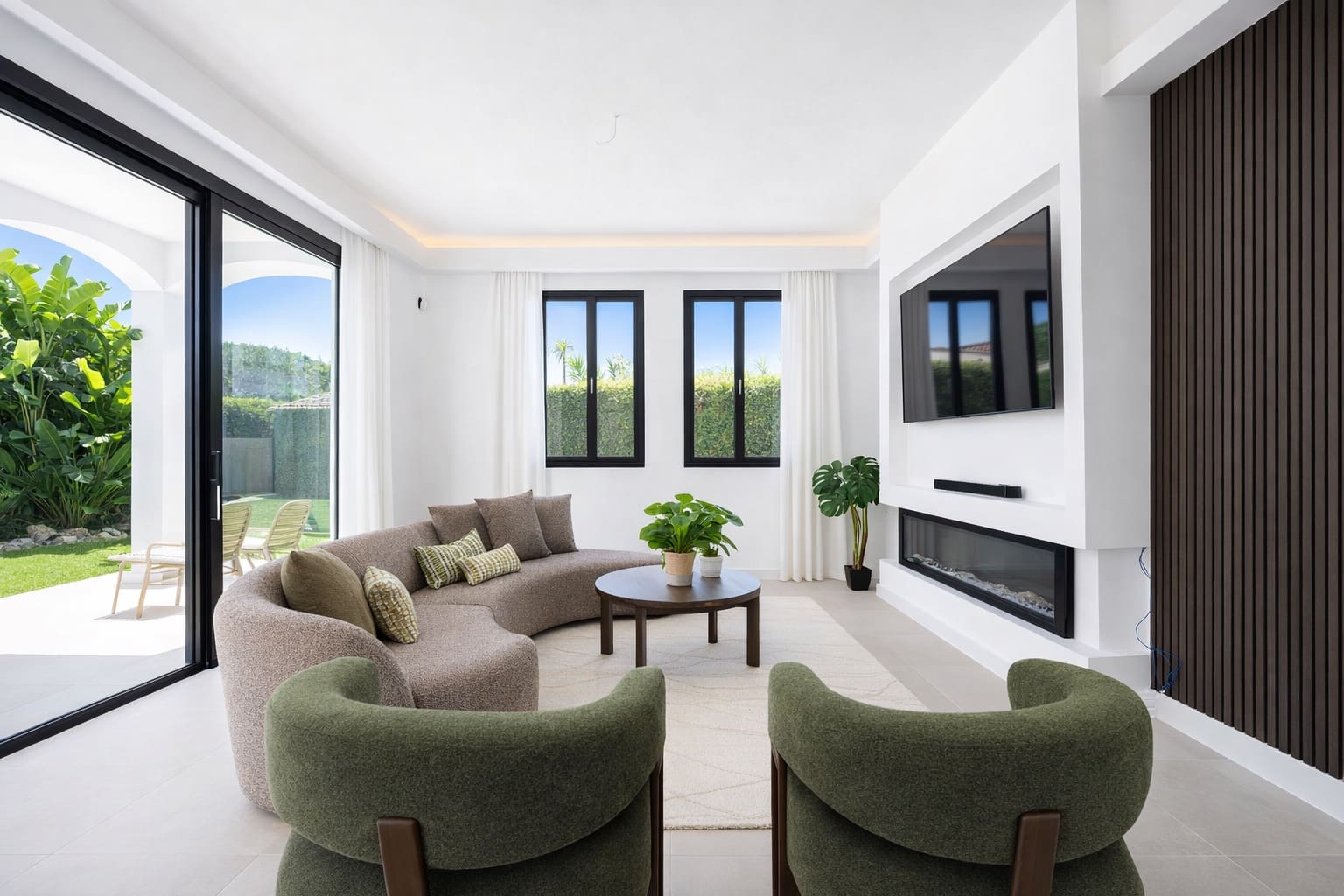 4 makuuhuone Huvila lomavuokrausta paikassa Marbella mukana uima-altaan 
autotalli - 10 000 € (Ref: 10006397)