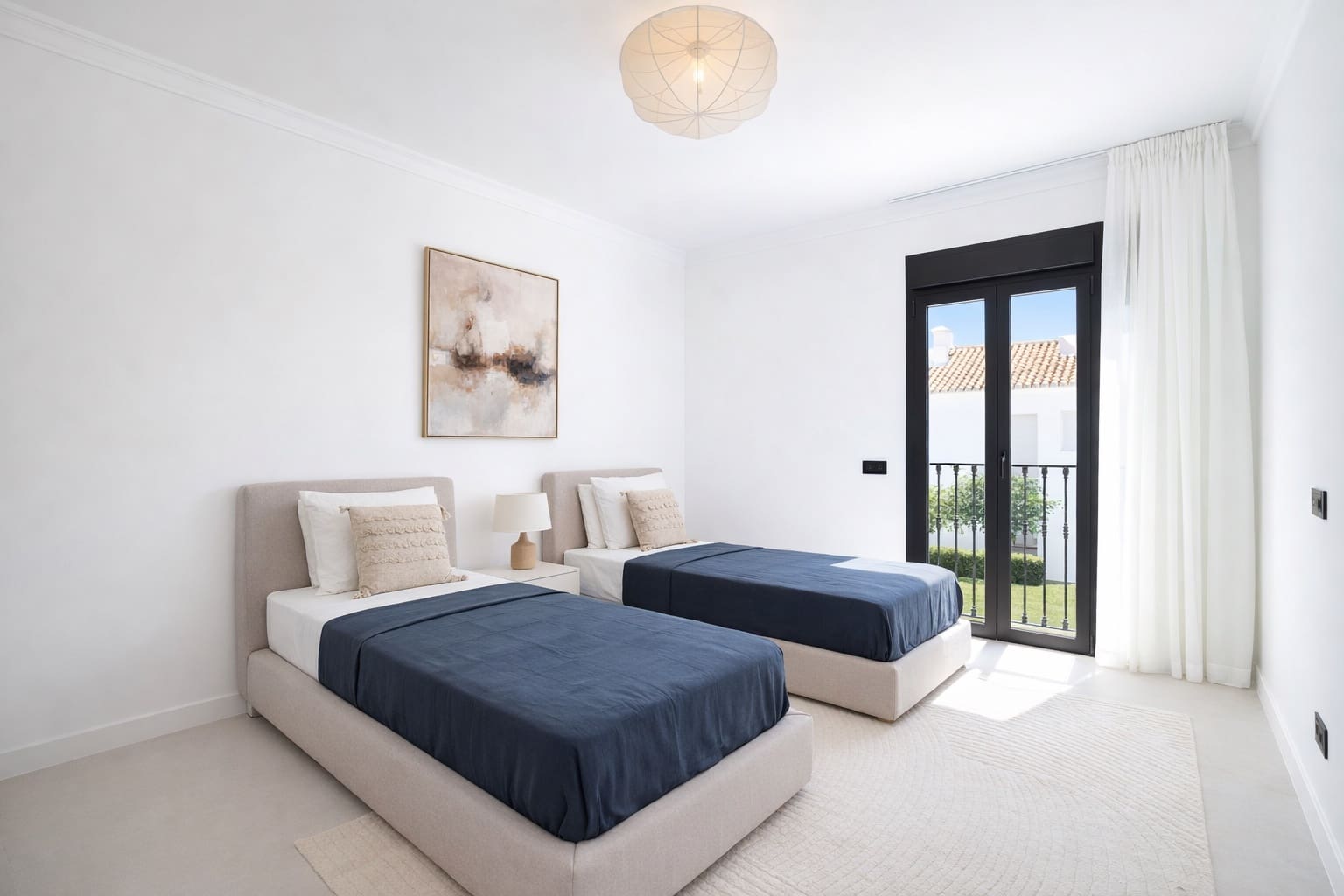 4 makuuhuone Huvila lomavuokrausta paikassa Marbella mukana uima-altaan 
autotalli - 10 000 € (Ref: 10006397)